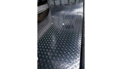 лист нержавеющий рифленый квинтет 4 мм AISI 430 купить в Краснодаре