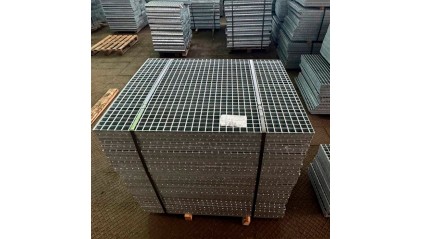 Решетчатый прессованный настил P Zn 33x11 / 30x4 Ст3 фото решетчатый прессованный настил P Zn 33x11 / 30x4 Ст3 купить в Краснодаре