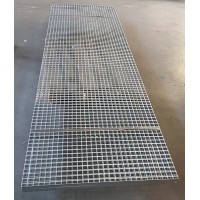 Решетчатый сварной настил нержавеющий SP 33x11 / 30x2 1000x1000 мм 12Х18Н10Т ТУ 25.11.23-001-64650333-2016