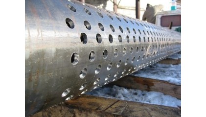 трубу стальную перфорированную бесшовную 25x3 мм 09Г2С купить в Краснодаре