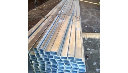 трубу профильную прямоугольную Б/Ш оцинкованную 100x40x5 мм 09Г2С купить в Краснодаре