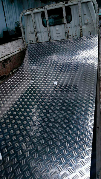 Лист алюминиевый рифленый