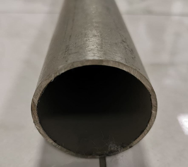 Труба жаропрочная бесшовная г/д 16x3 мм 12Х1МФ ГОСТ 8732-78 фото